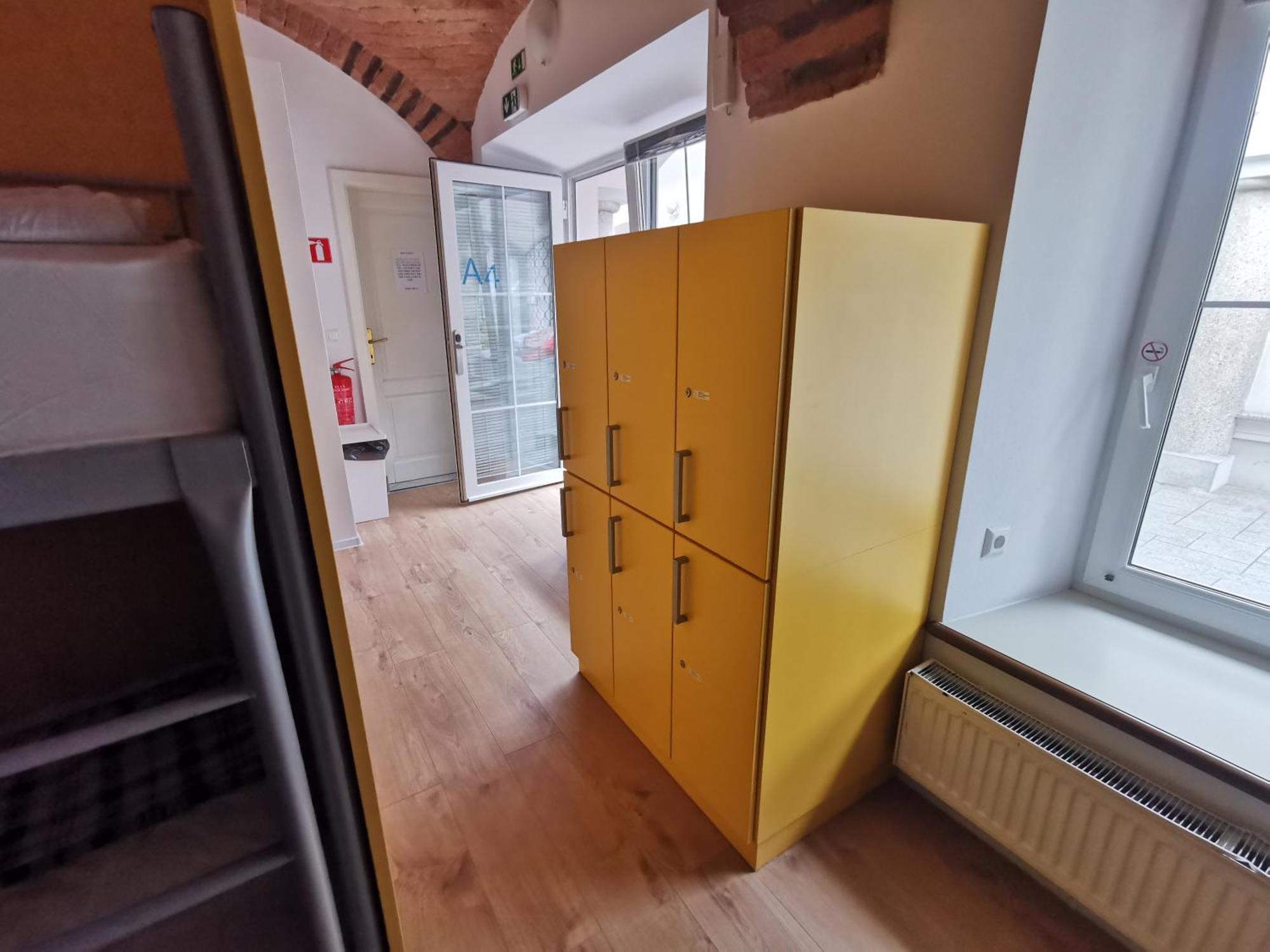 H2o Hostal
